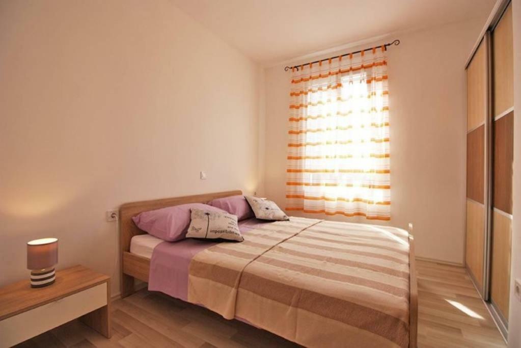 Apartman Simona Fažana Eksteriør bilde
